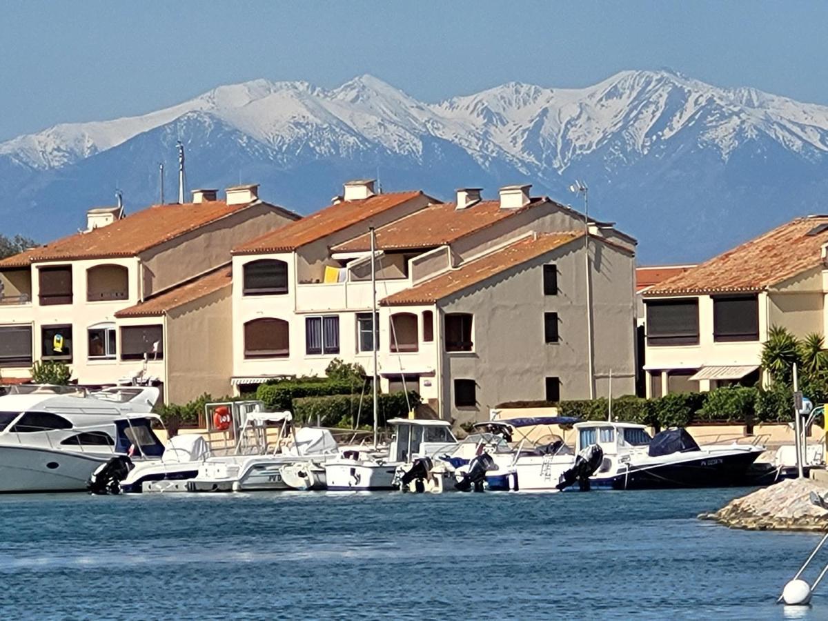 Villa Aux Capellans Sur La Marina Pour 4 Personnes - Vue Marina - Parking - Plage A 5 Min A Pied Saint-Cyprien  Exterior photo