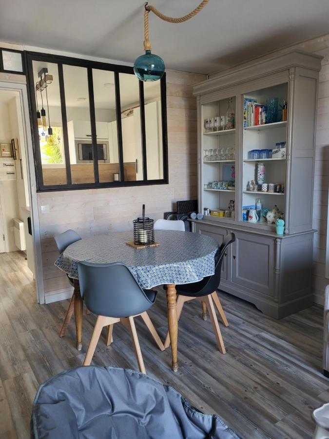 Villa Aux Capellans Sur La Marina Pour 4 Personnes - Vue Marina - Parking - Plage A 5 Min A Pied Saint-Cyprien  Exterior photo